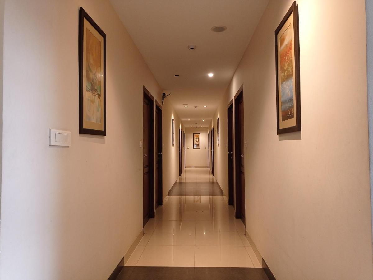 Hotel De Grand Кожикод Екстериор снимка